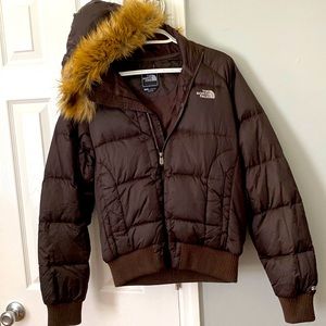 The North Face Women’s puffer jacket, faux fur hood (fur removable with zipper)